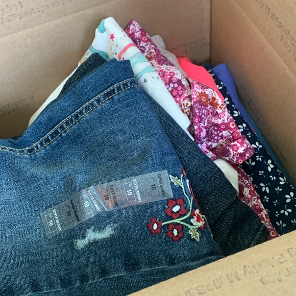 Other - Girls 8/10 mystery bundle 9 items